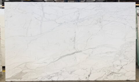 Calacatta Caldia Marble slab, lot 27443