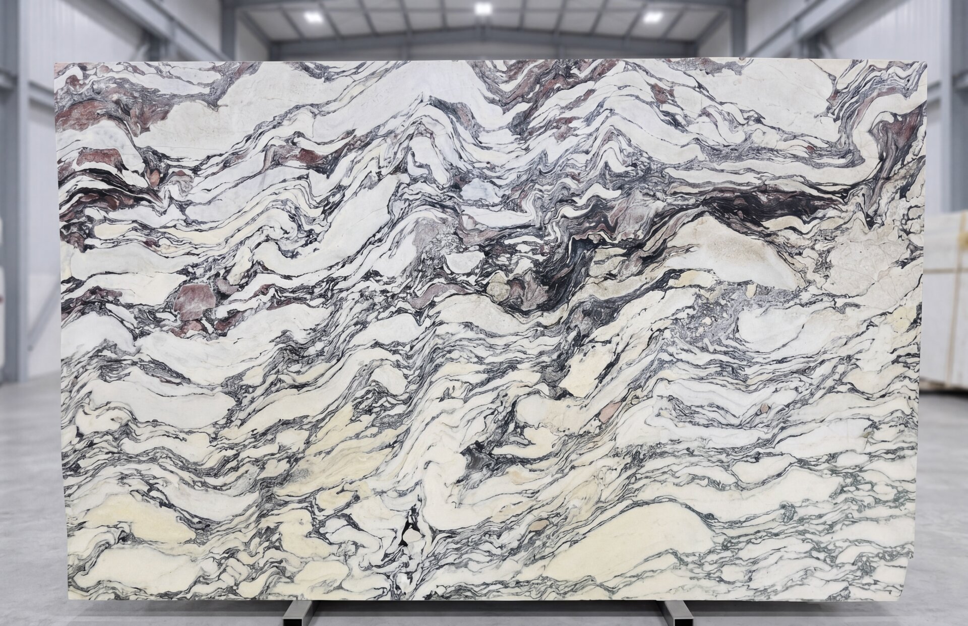 Calacatta Marble slab at Modul Marble