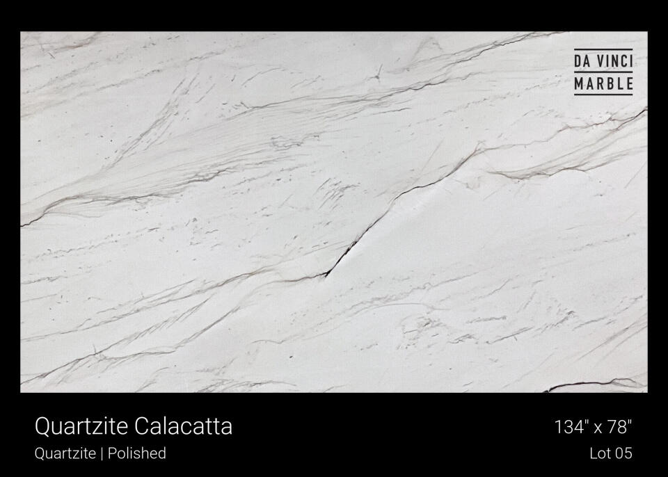 Quartzite Calacatta Slab