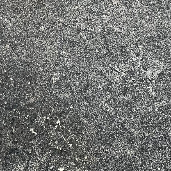 Petit Granite Flamed & Brushed 3/4