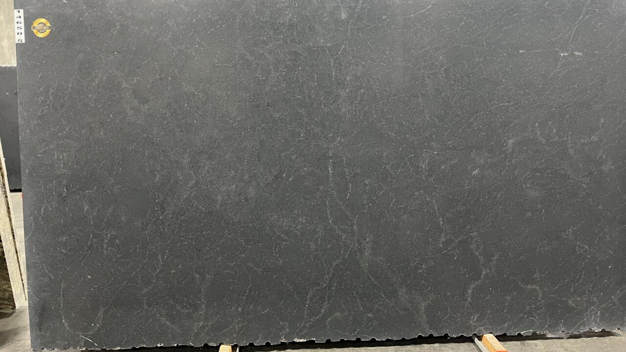 Ebony/Negresco