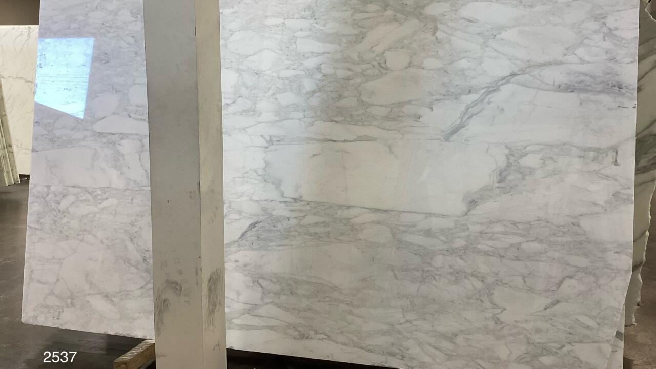 Calacatta Caldia Polished 2cm