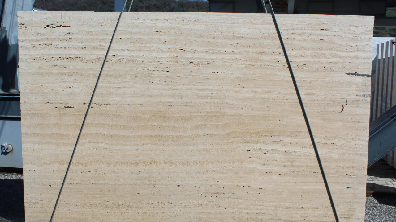 Roman Travertine Light Honed/Unfilled 2cm