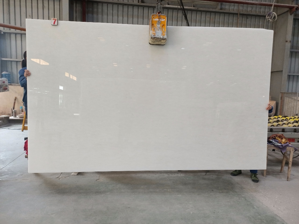 Snow White Honed 2cm  by PACIFICA