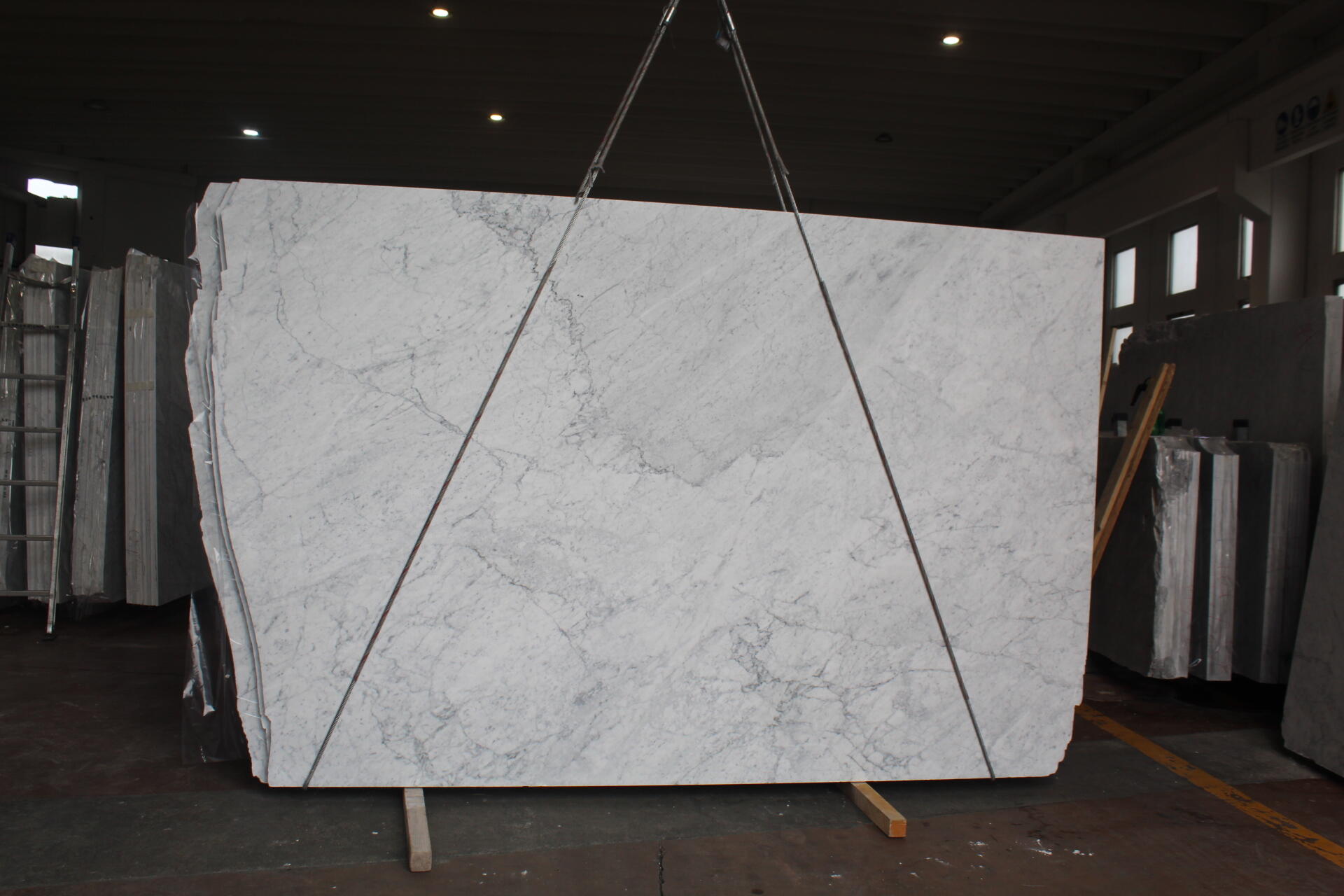 Bianco Carrara