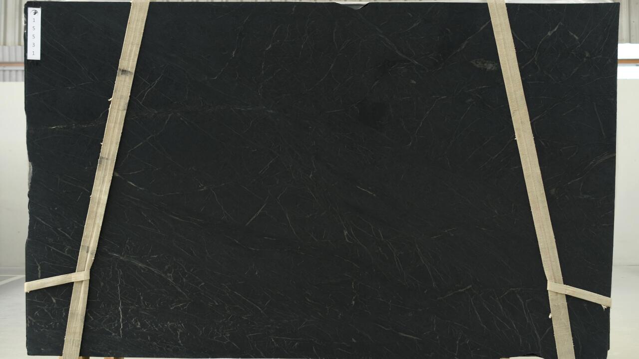 Saratoga Black 1st Choice 3cm
