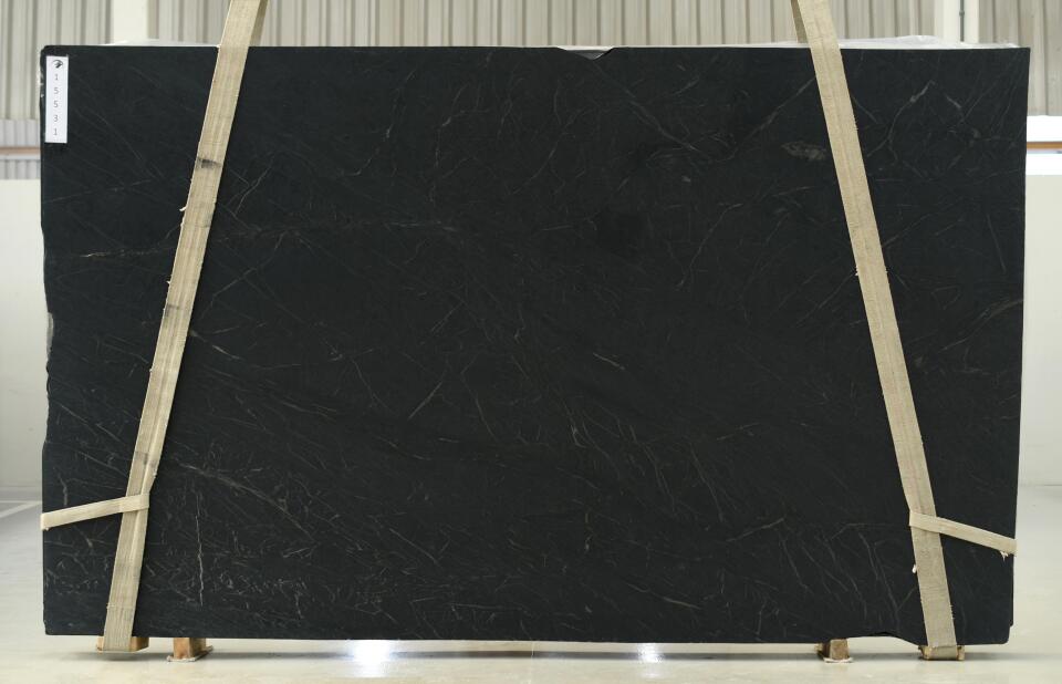 Saratoga Black