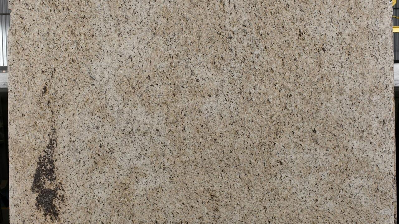 Giallo Ornamental