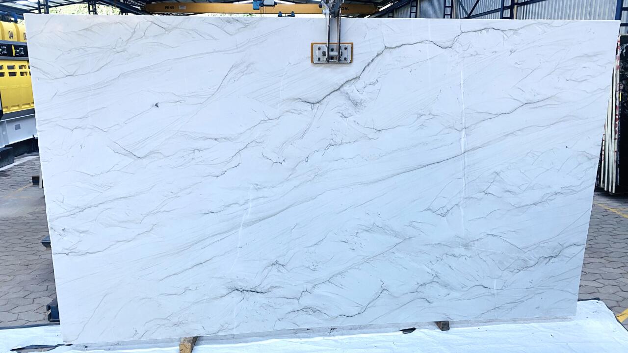Luce Di Luna Honed Finish 3cm