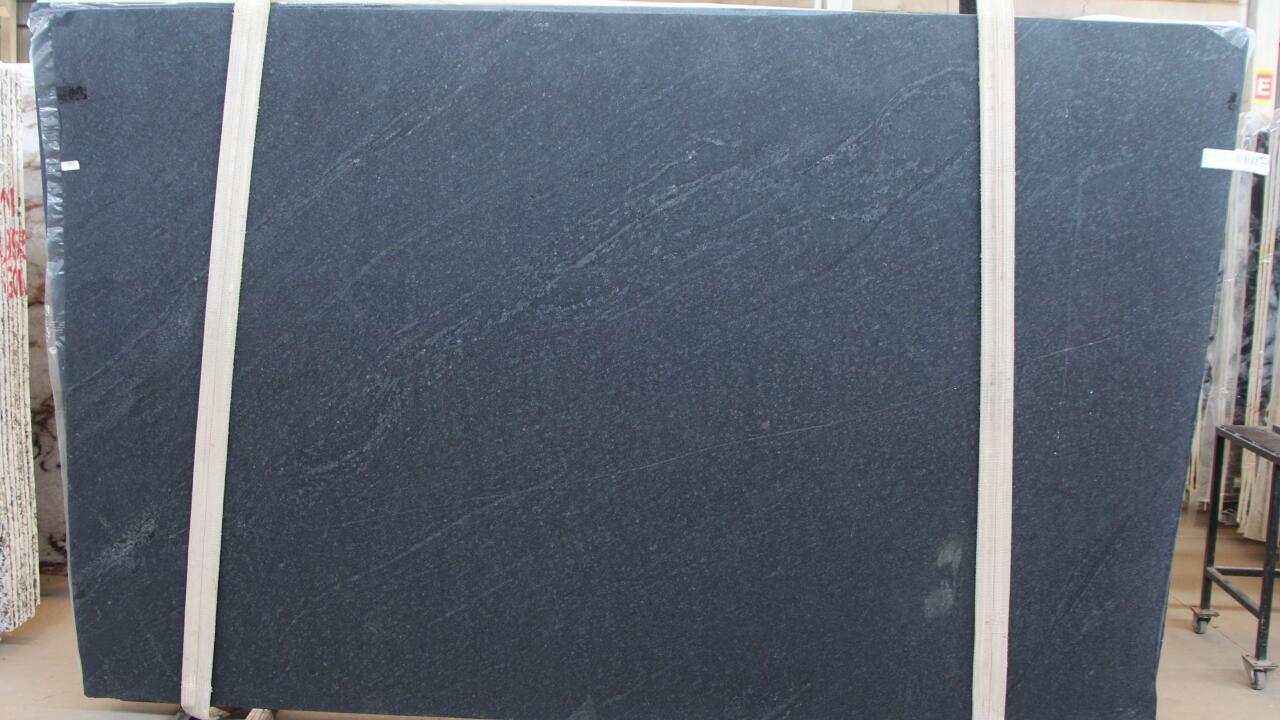 Ebony/Negresco Honed Finish 3cm