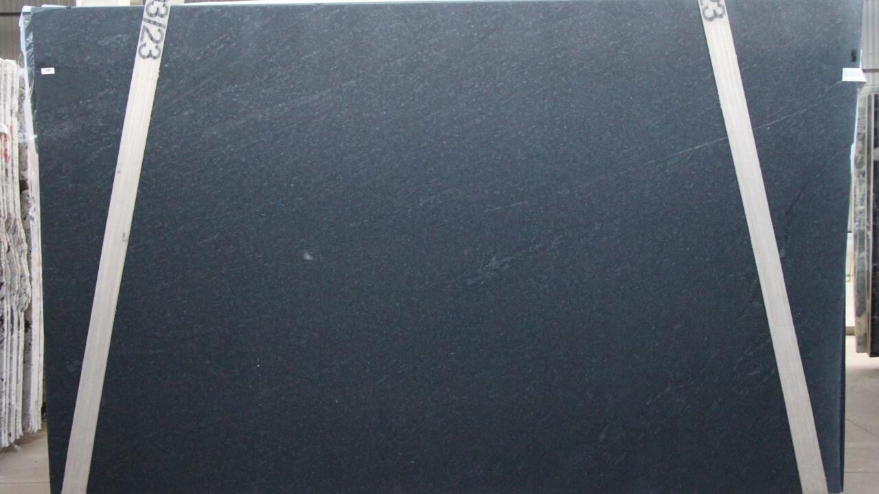 Ebony/Negresco Honed Finish 3cm