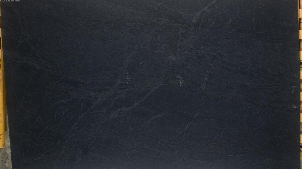 Ebony/Negresco Honed Finish 3cm