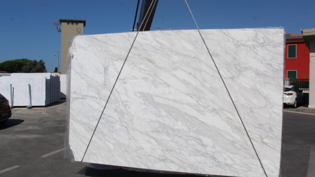 Calacatta Cremo