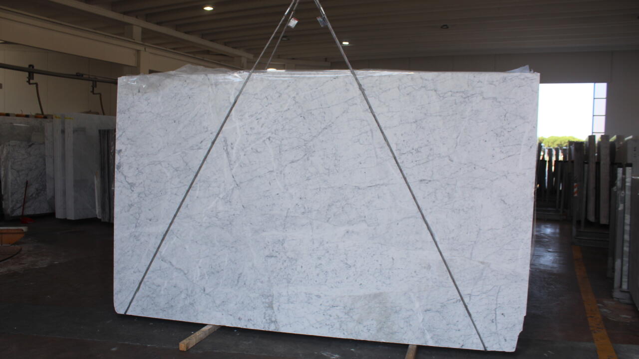 Bianco Carrara