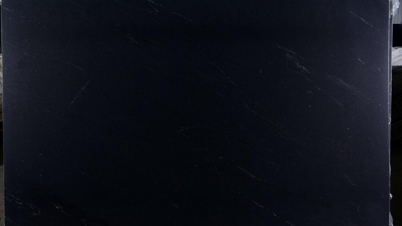 Ebony/Negresco Honed Finish 3cm