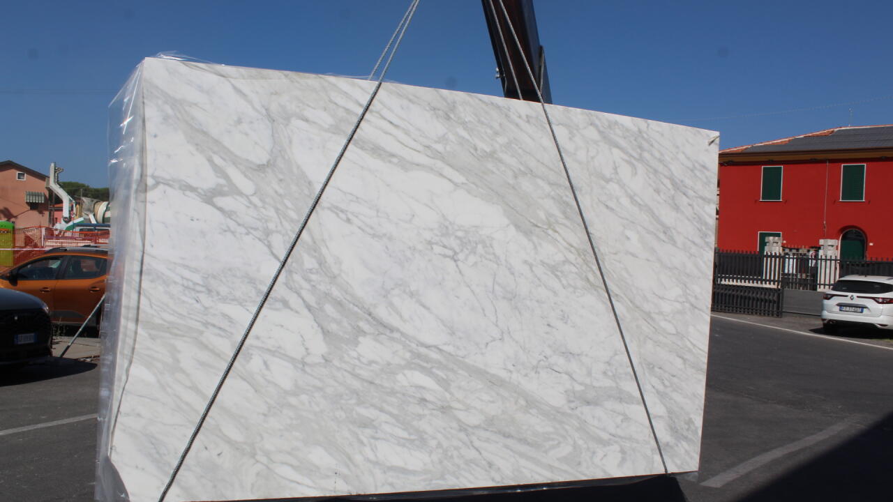 Calacatta Cremo