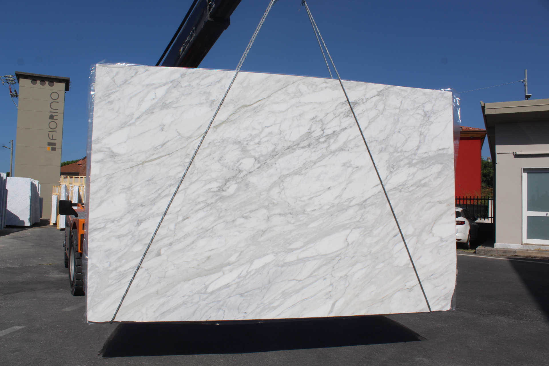 Calacatta Cremo