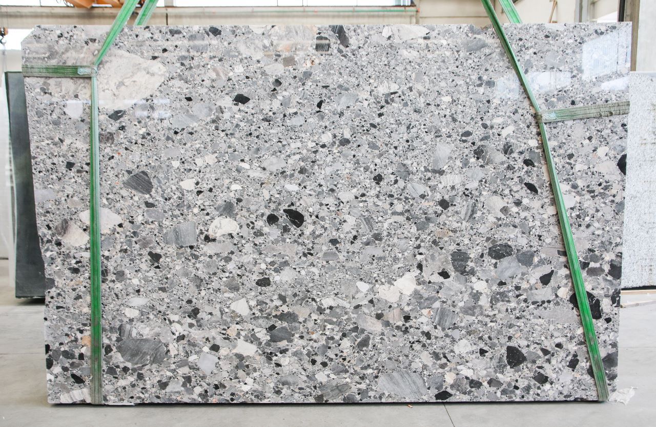 Slab Ceppo High Honed 2cm  by PACIFICA