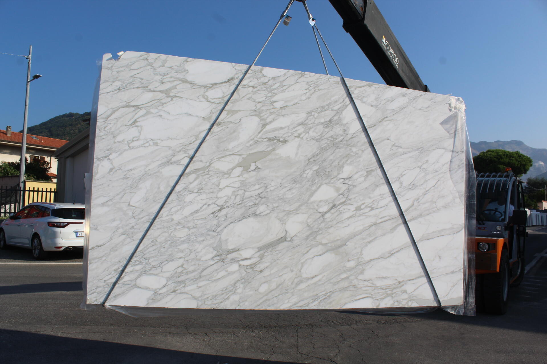Calacatta Cremo