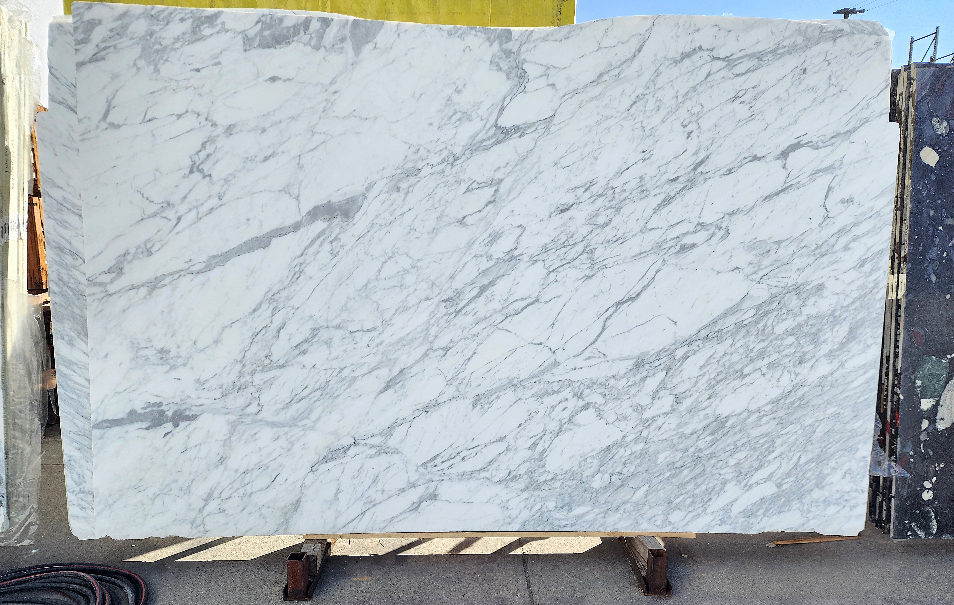 Calacatta Classico Honed 2cm Marble by PACIFICA