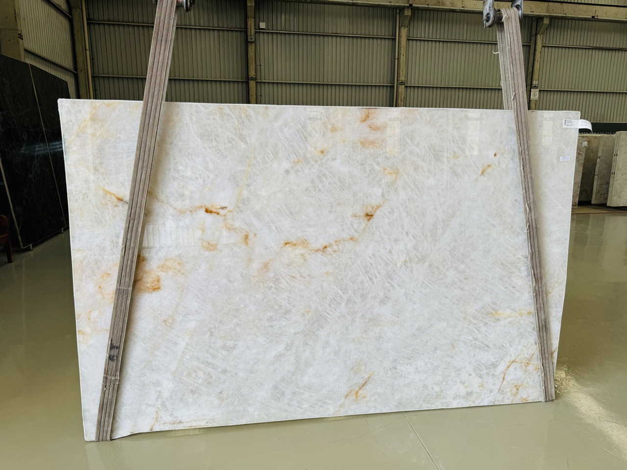 Cristallo Quartzite slab at Modul Marble