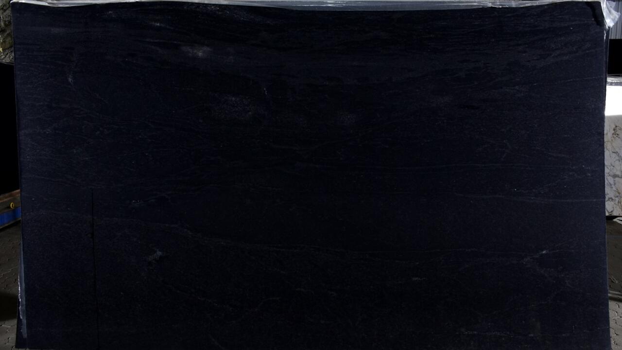 Ebony/Negresco Honed Finish 3cm