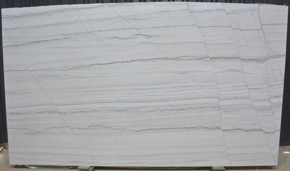 White Macaubas