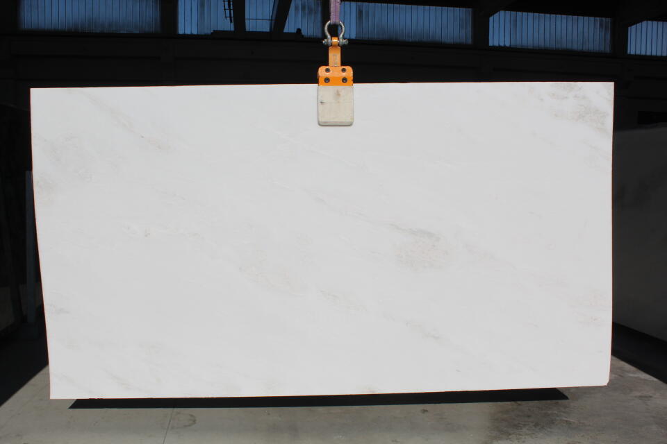 Namibian White Marble slab, lot 17713
