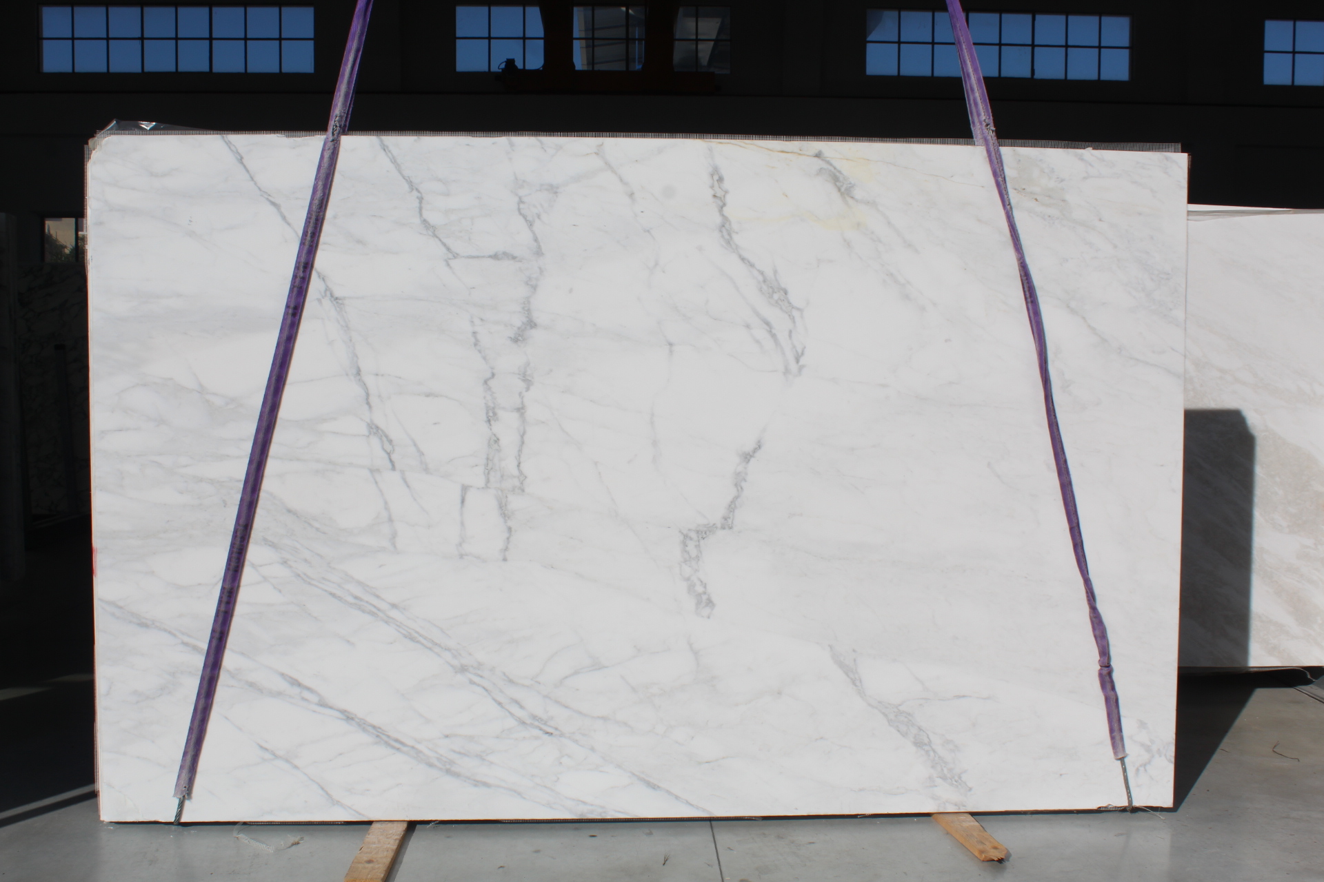 Calacatta Caldia 2cm Marble by PACIFICA
