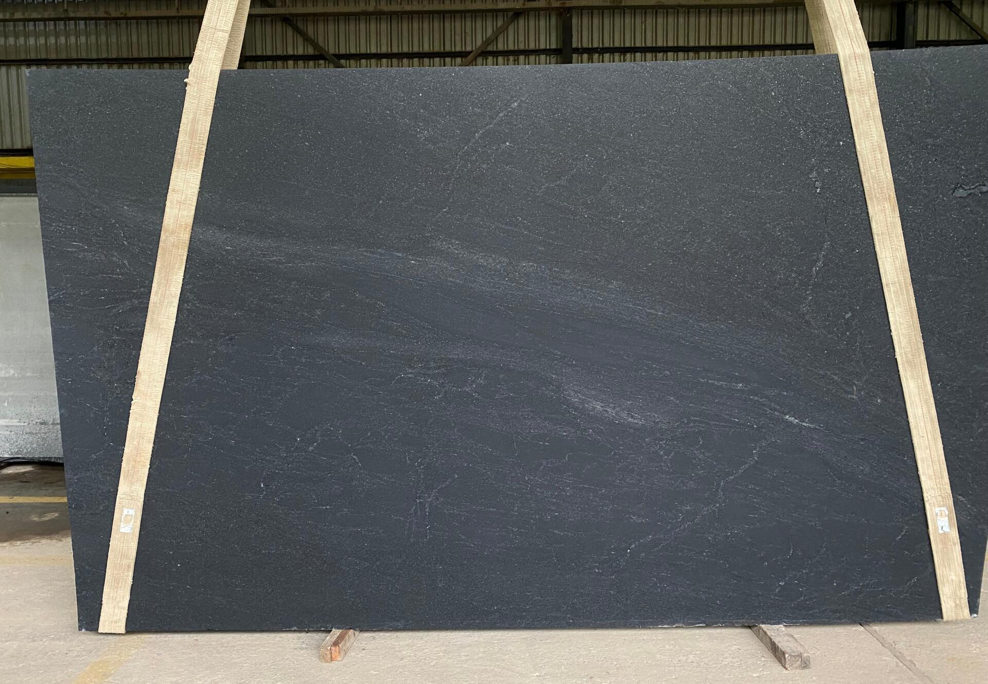 Ebony/Negresco