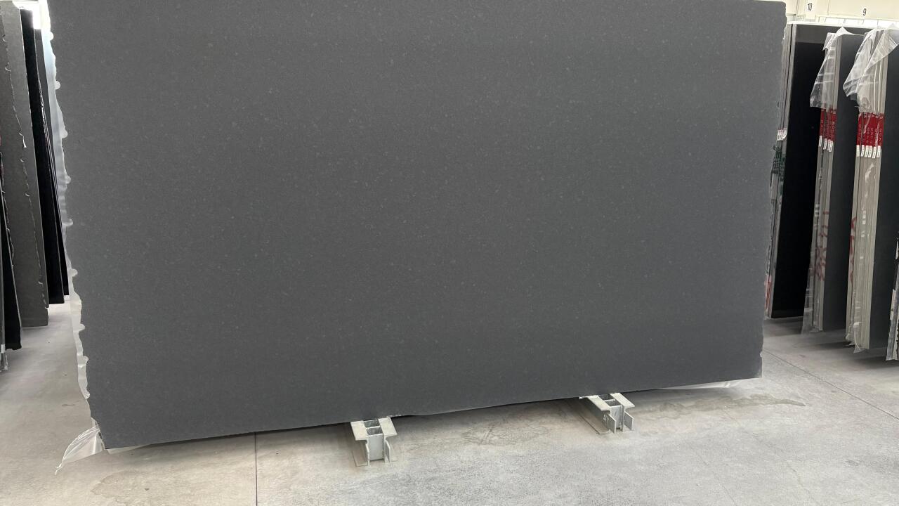 Absolute Black Honed 2cm