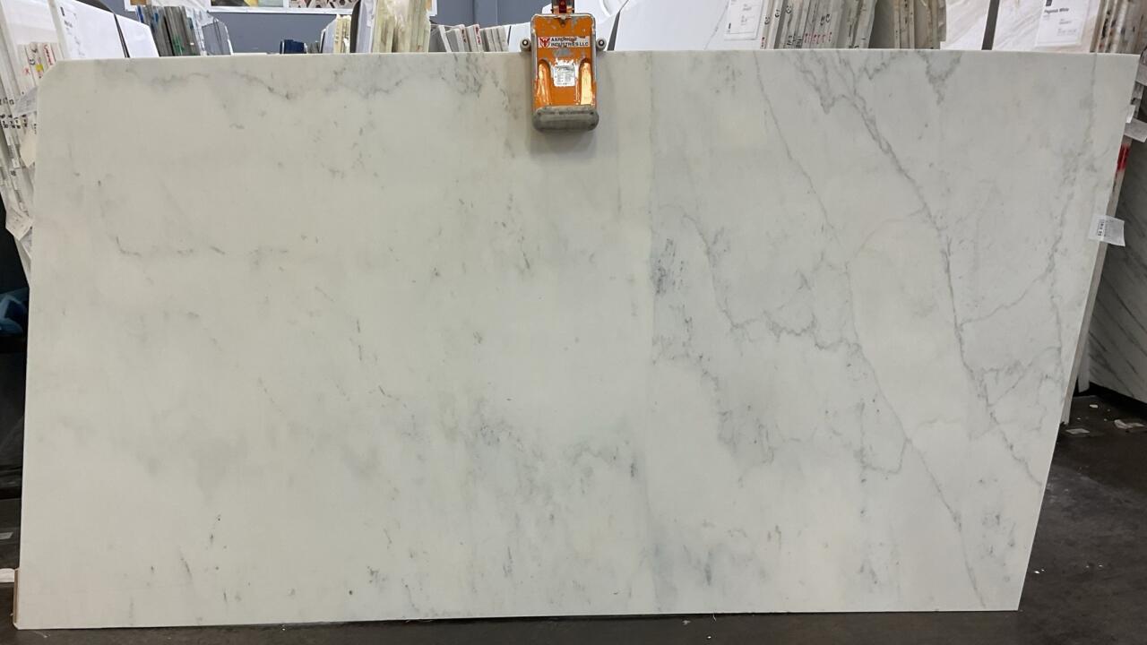 Calacatta Michelangelo Honed 2cm