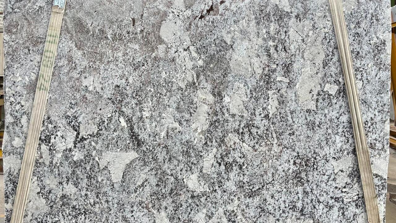 White Nile 1st Choice 3cm