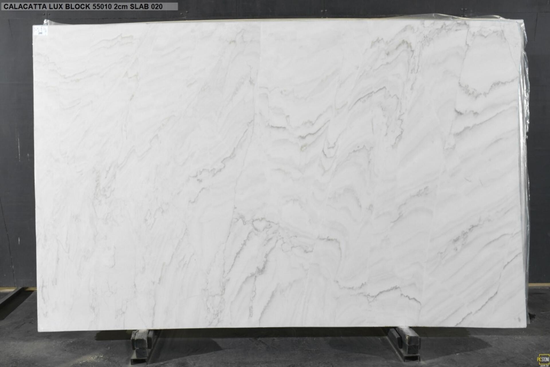 Calacatta Lux