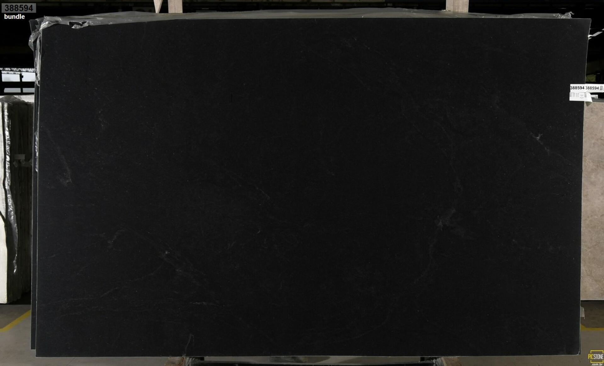 Ebony/Negresco