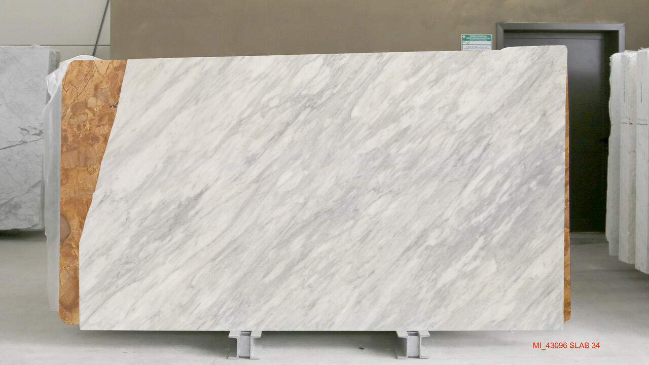 Calacatta Cremo Honed 2cm
