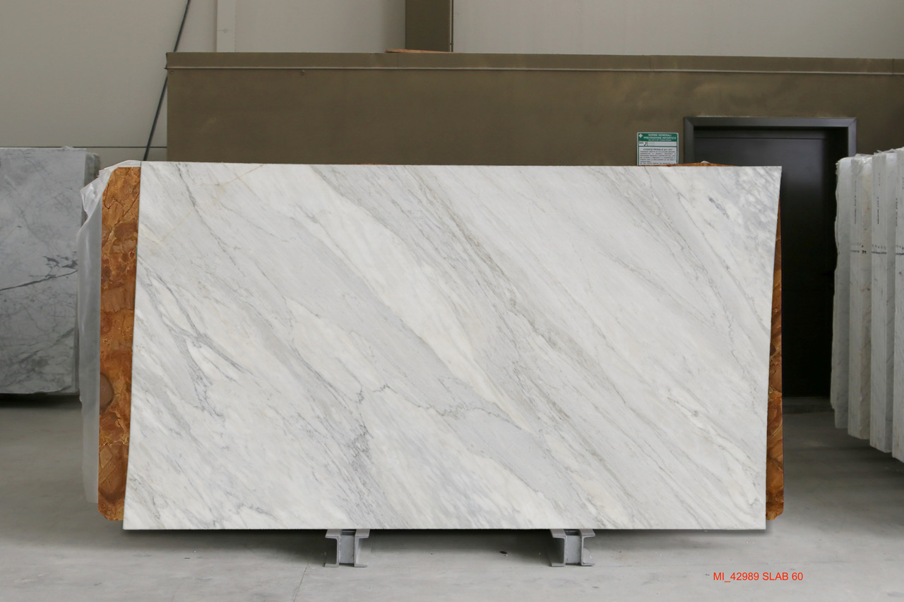 Calacatta Cremo