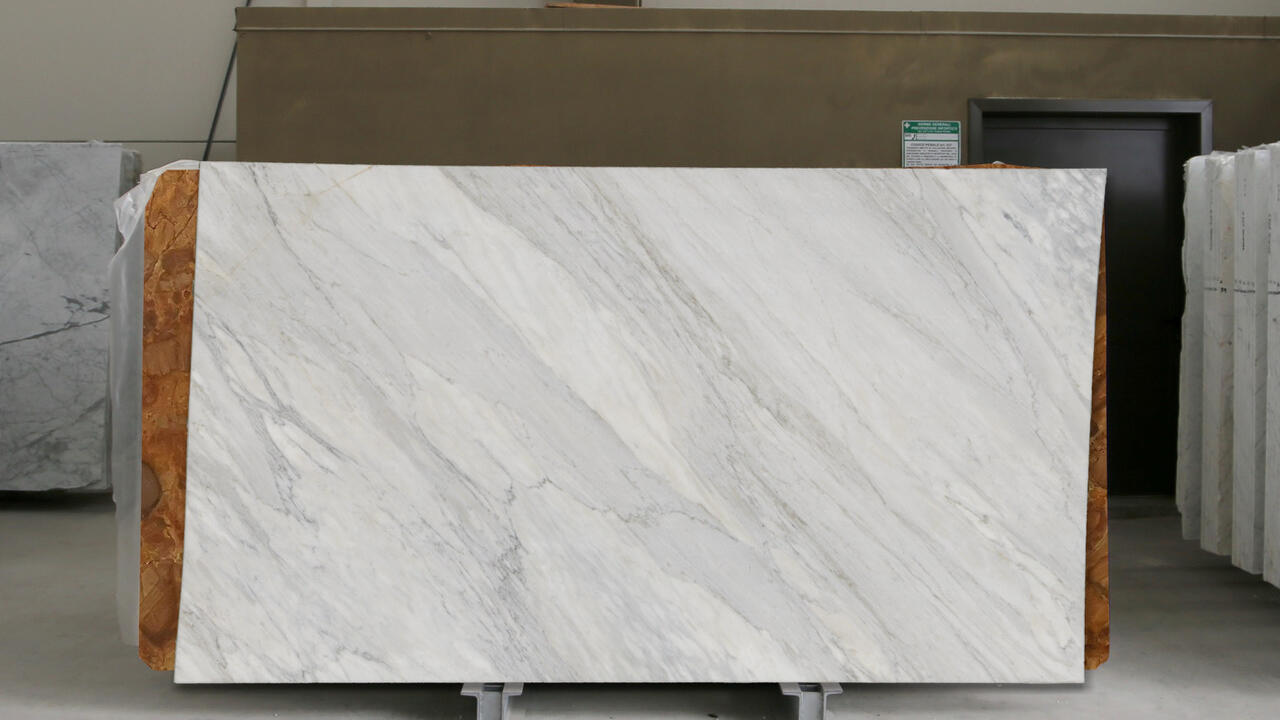 Calacatta Cremo Honed 2cm