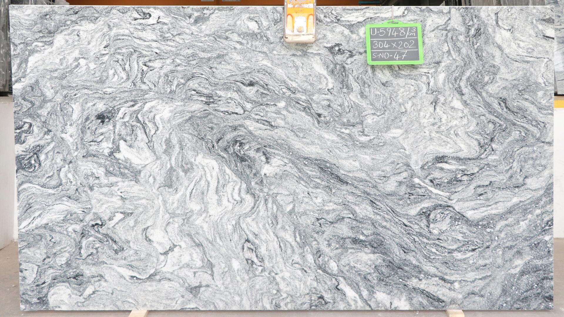 Cloudy White/Viscont White