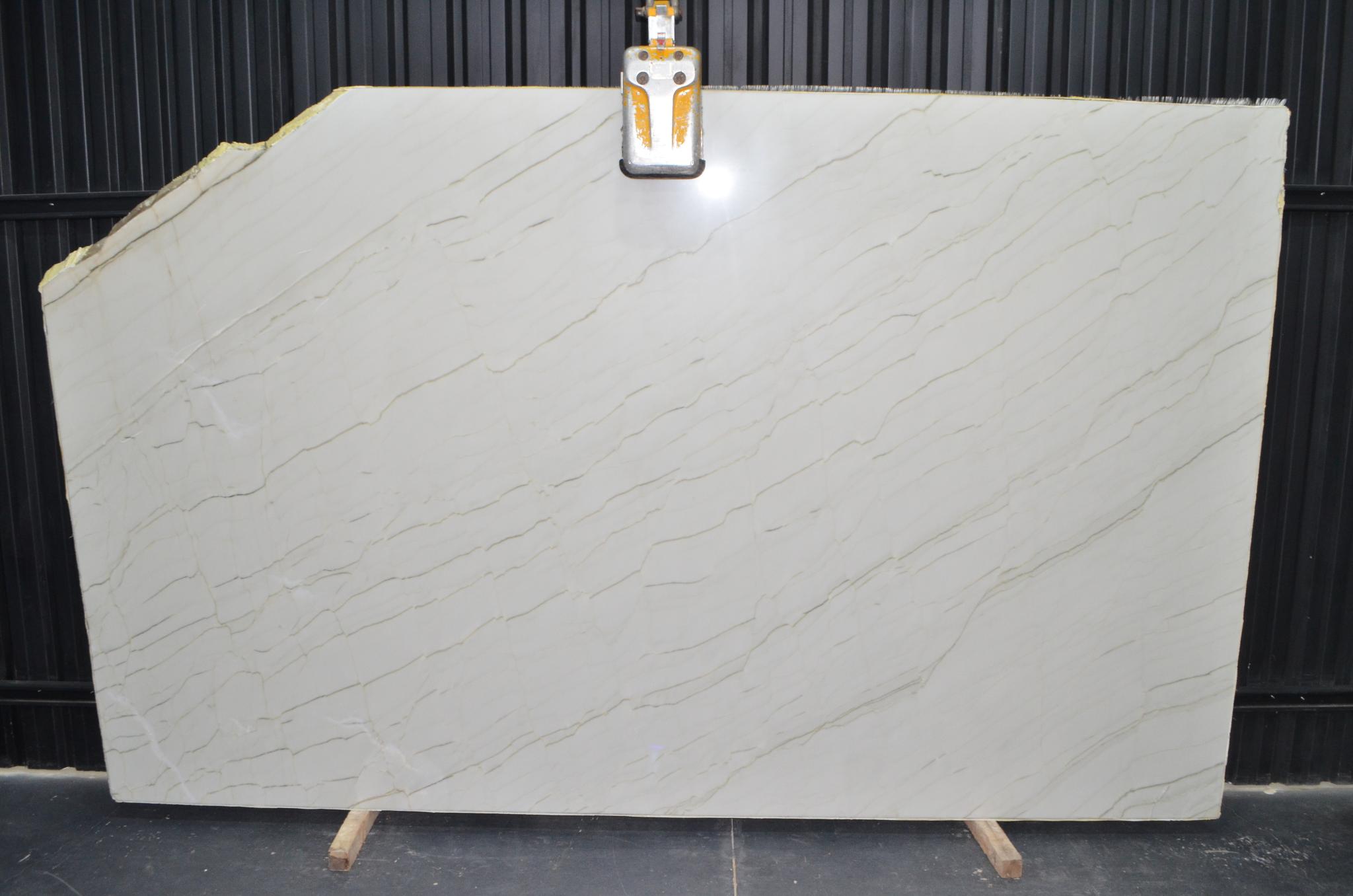 Da Vinci 1st Choice 2cm Quartzite by PACIFICA