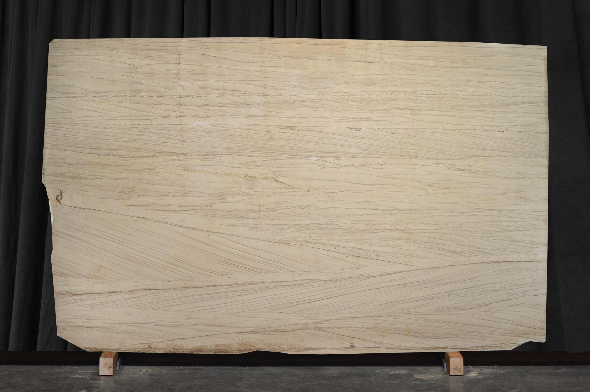 Mustang 2cm Quartzite by PACIFICA