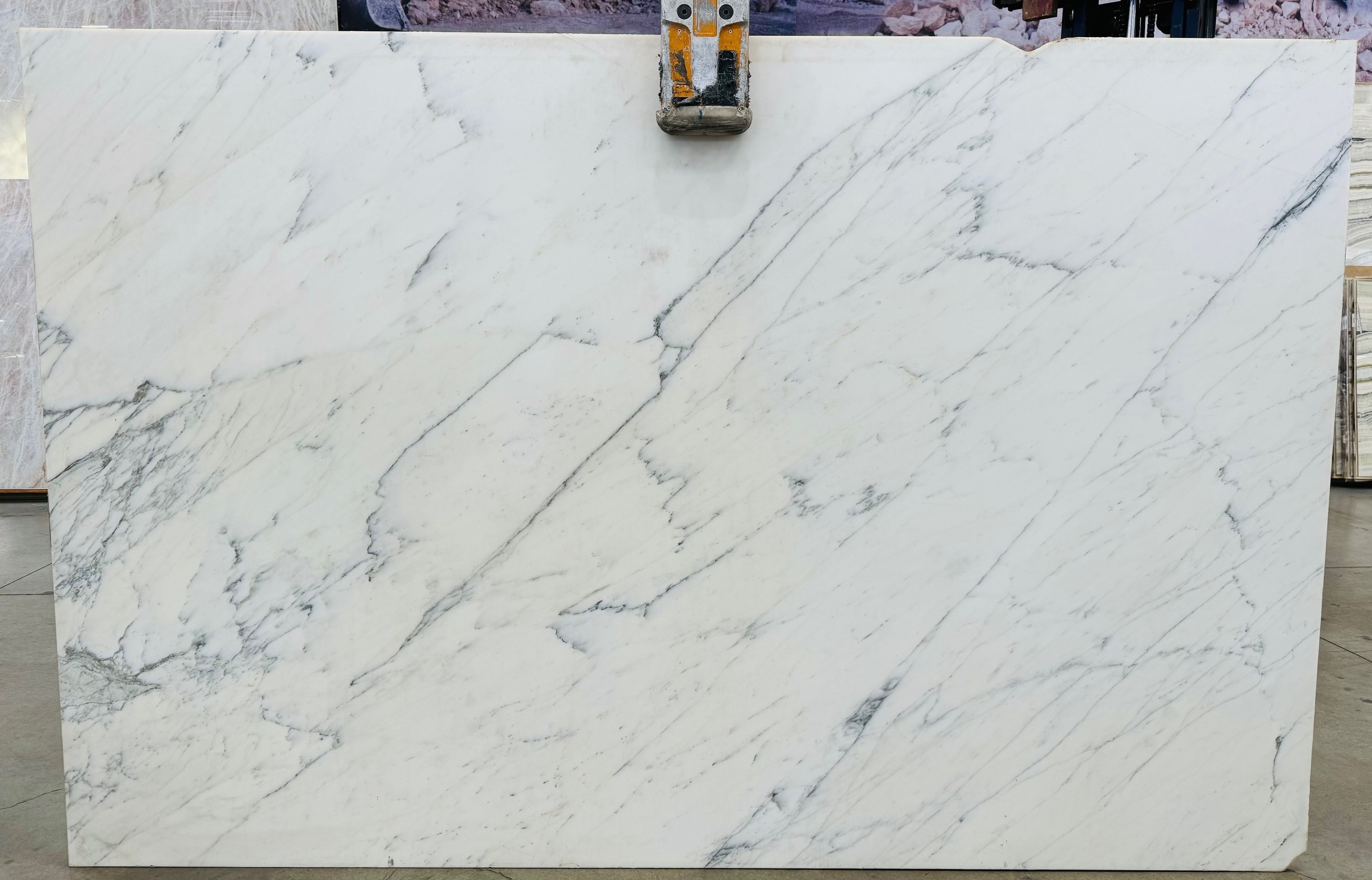 Calacatta Marble slab at Modul Marble