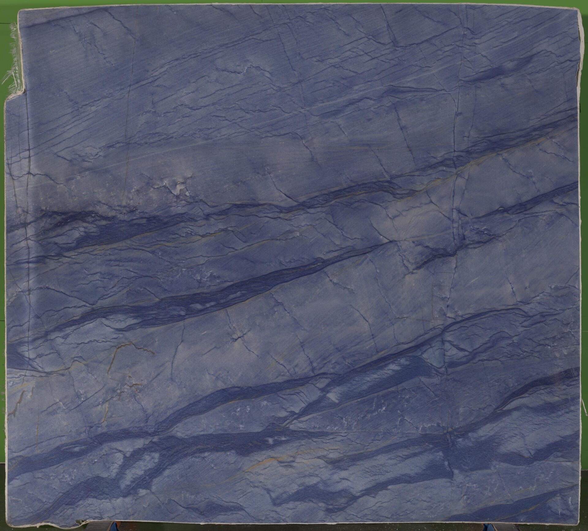Azul Macaubas Cross Cut