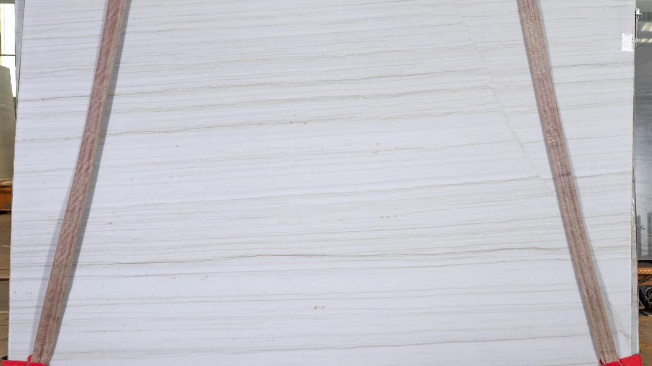 White Macaubas