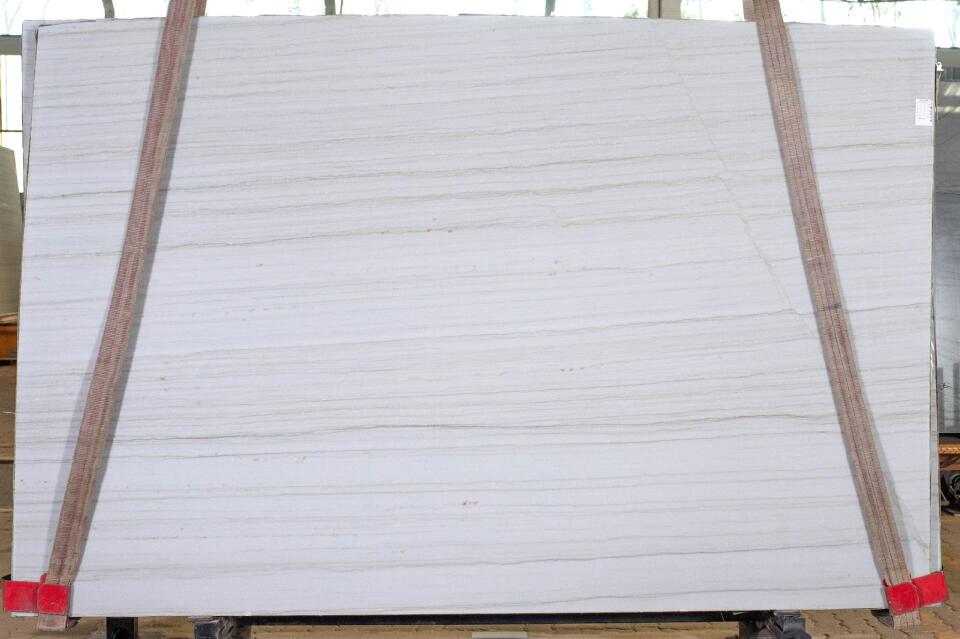 White Macaubas
