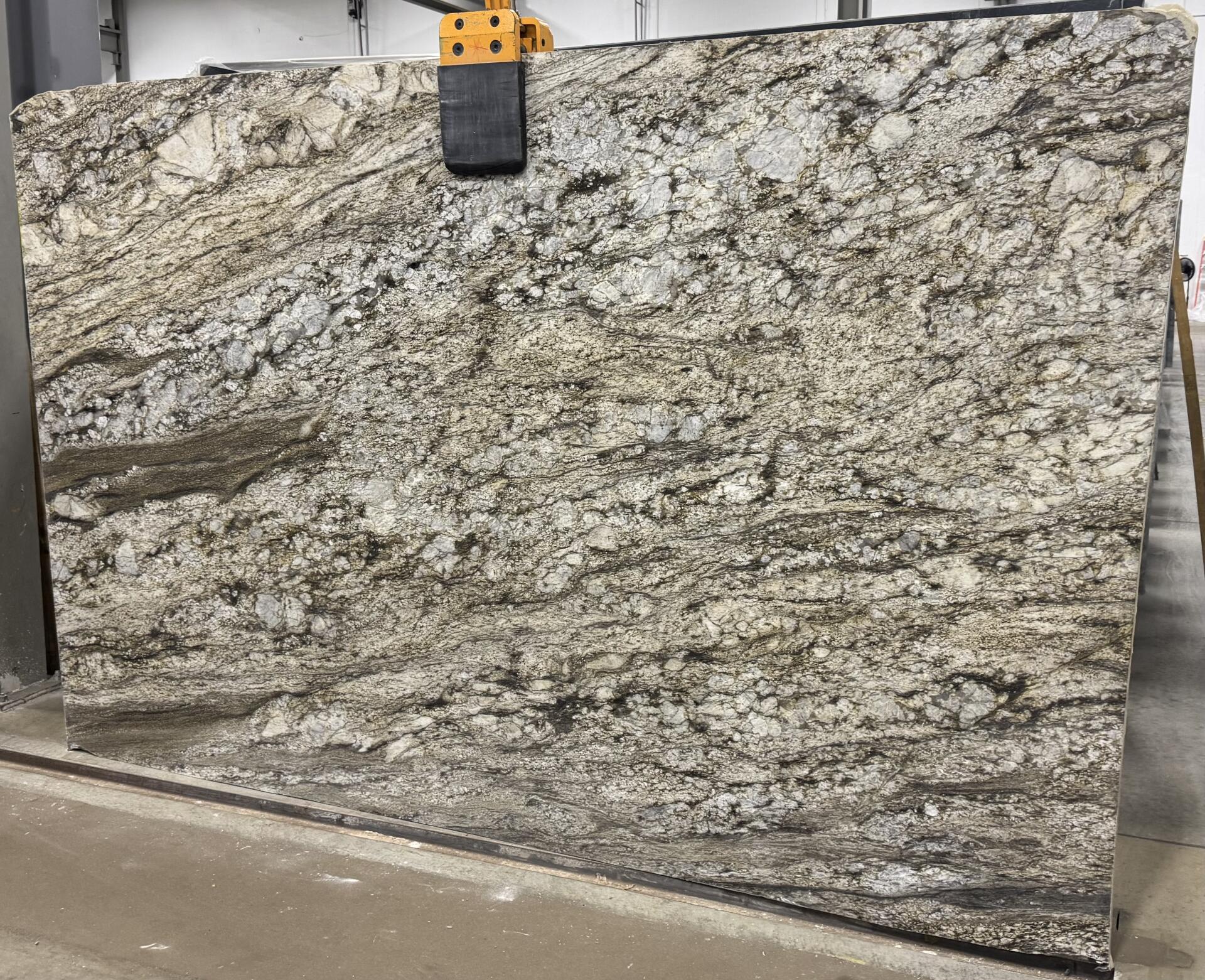Blue Dunes/Thunder Mountain