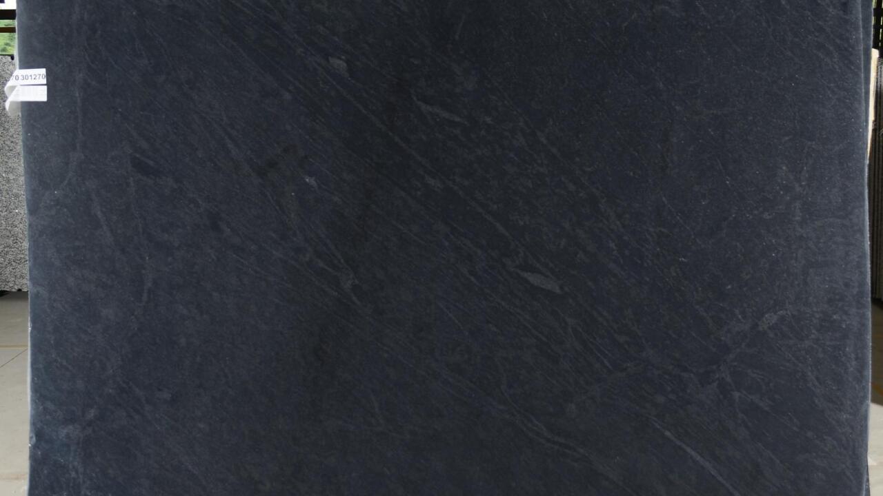 Ebony/Negresco Honed Finish 3cm
