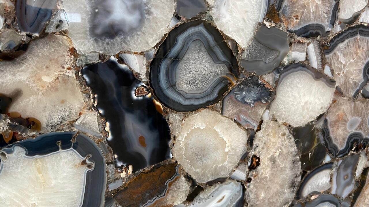 Crystal Agate Black Lux