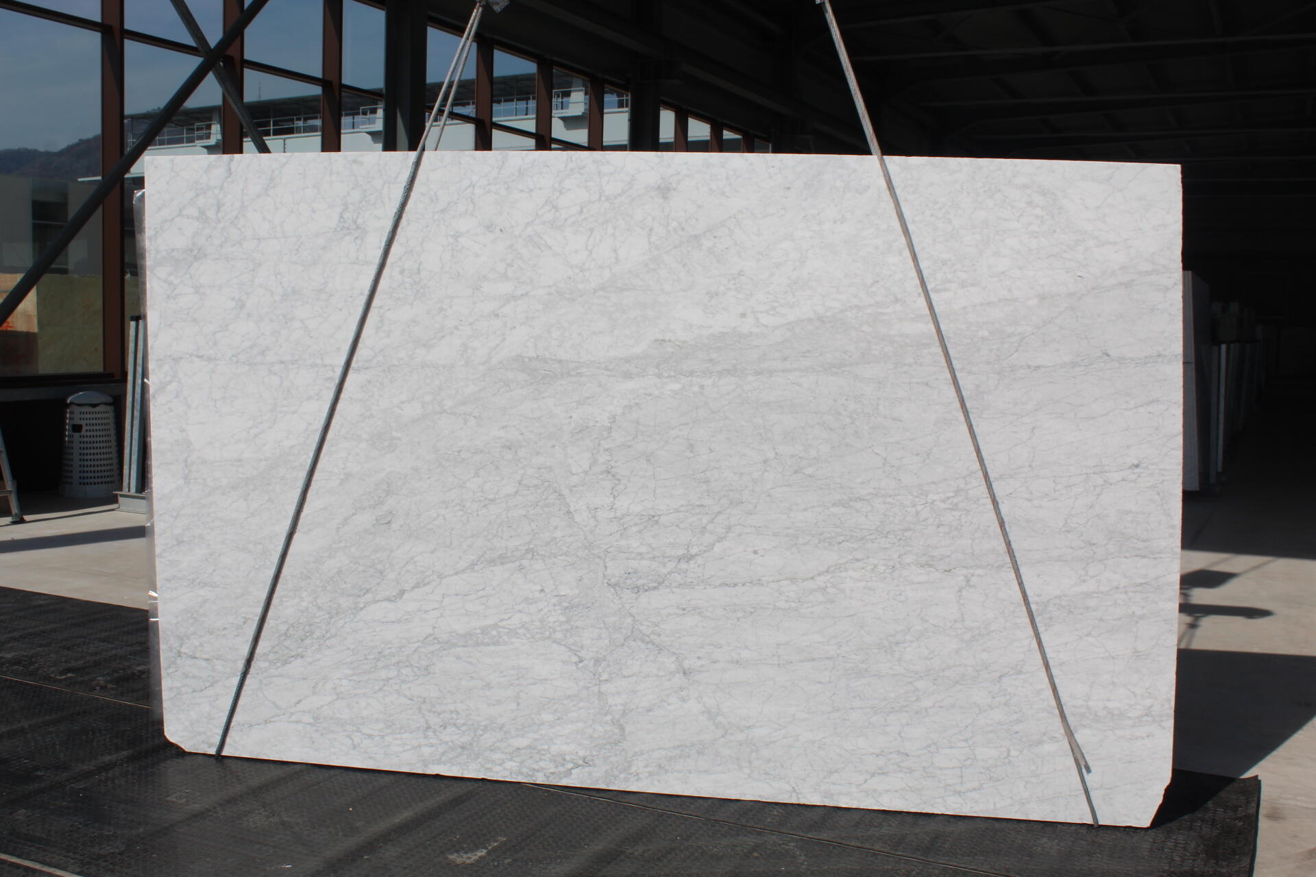 Bianco Carrara