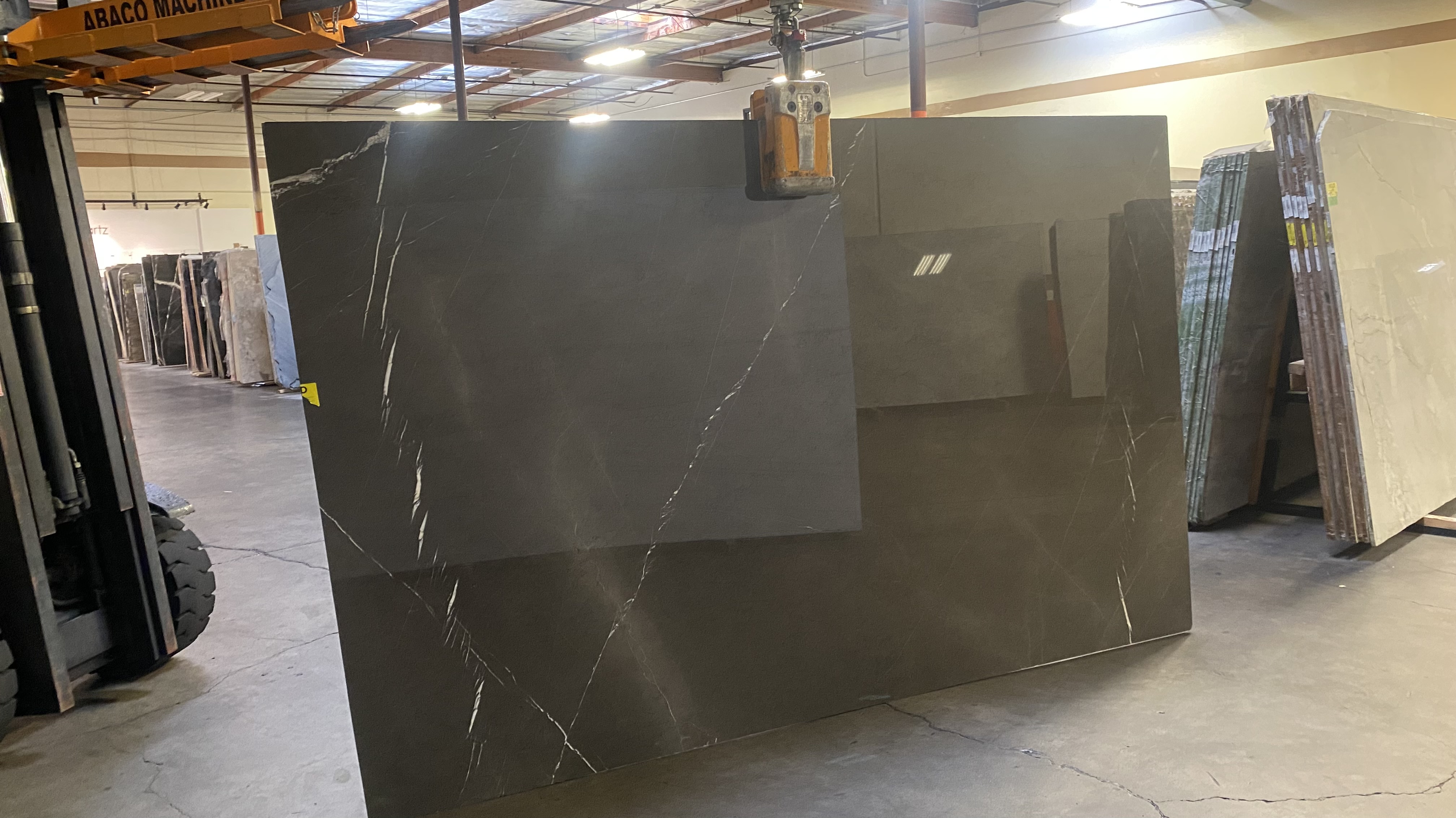 Pietra Grey Polished 2cm Marble by PACIFICA